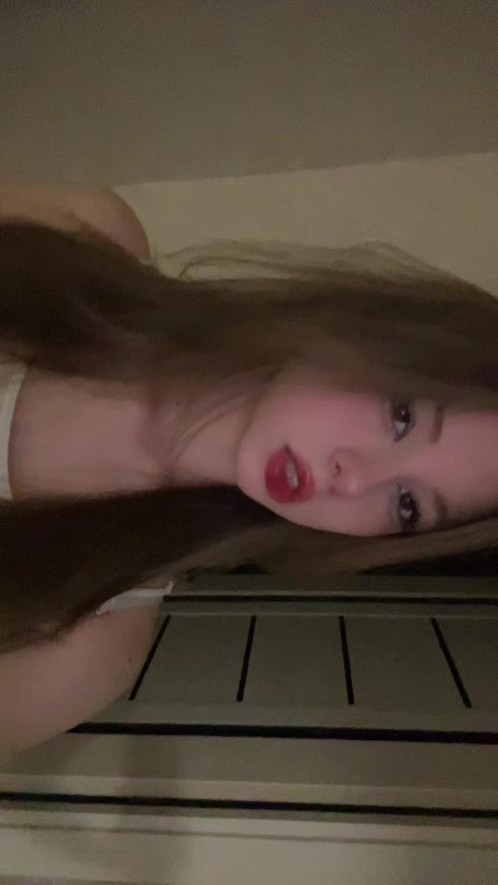 @vvv