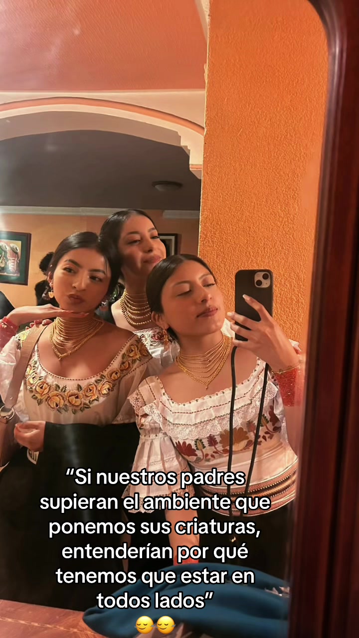 @Ana Veronica