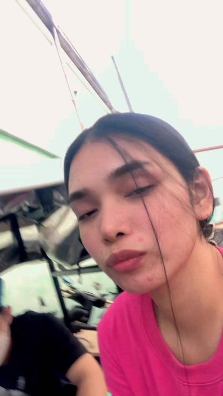 @Ni&ntilde;a Rica Erlano