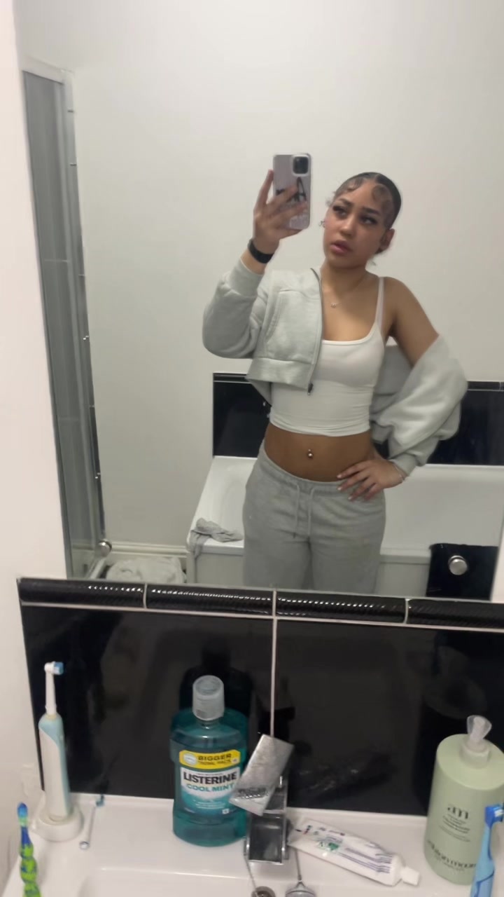 @️
