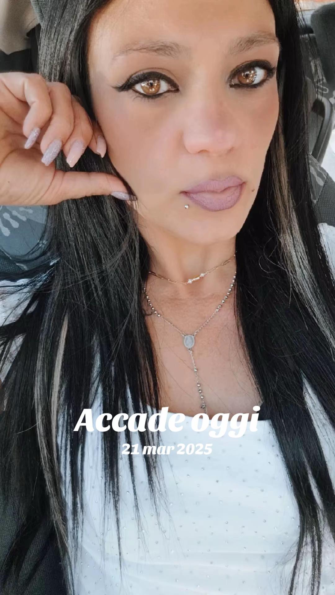 @𝓐𝓷𝓰𝔂👑