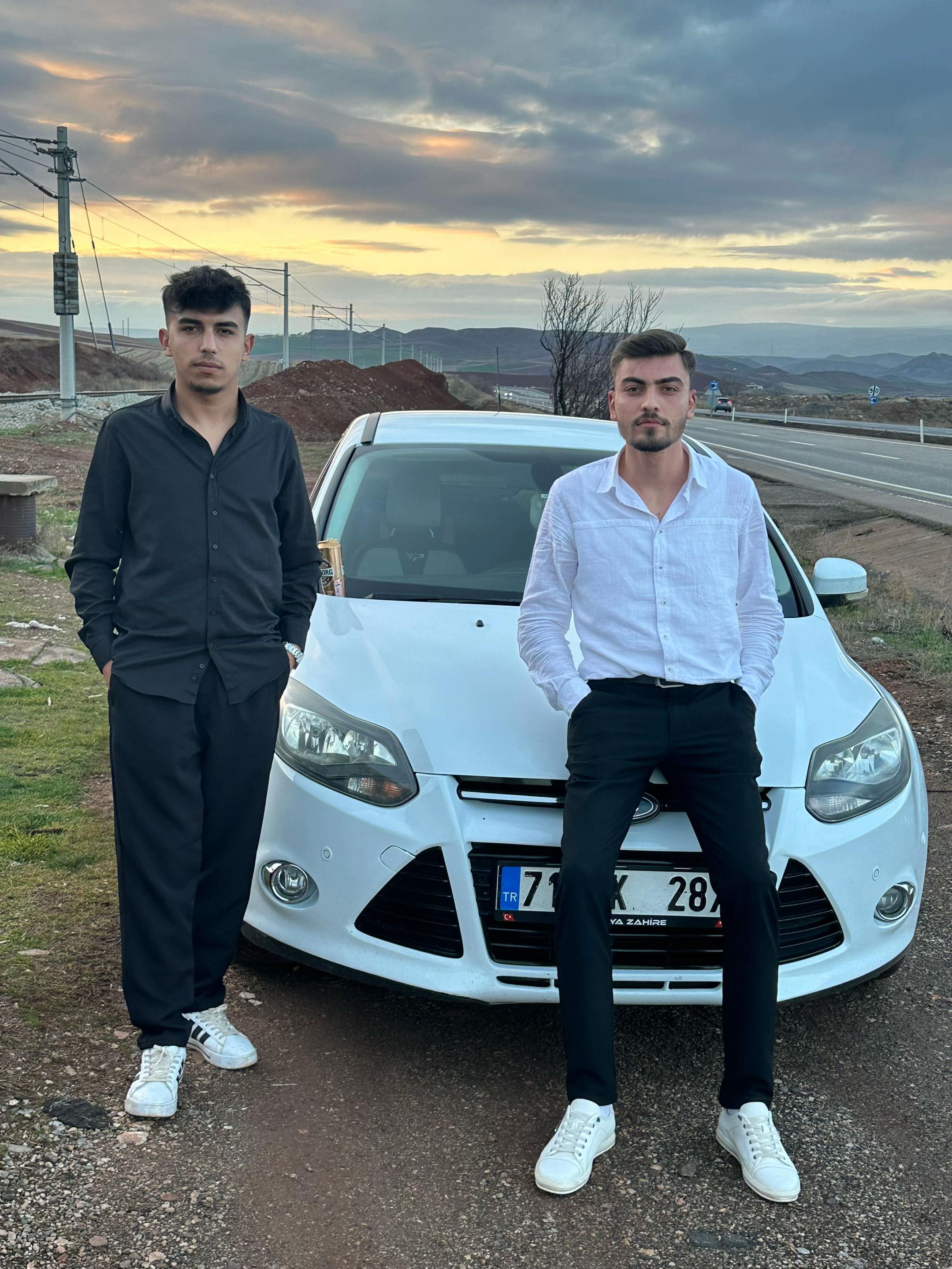 @Taha Y&Uuml;CEKAYA
