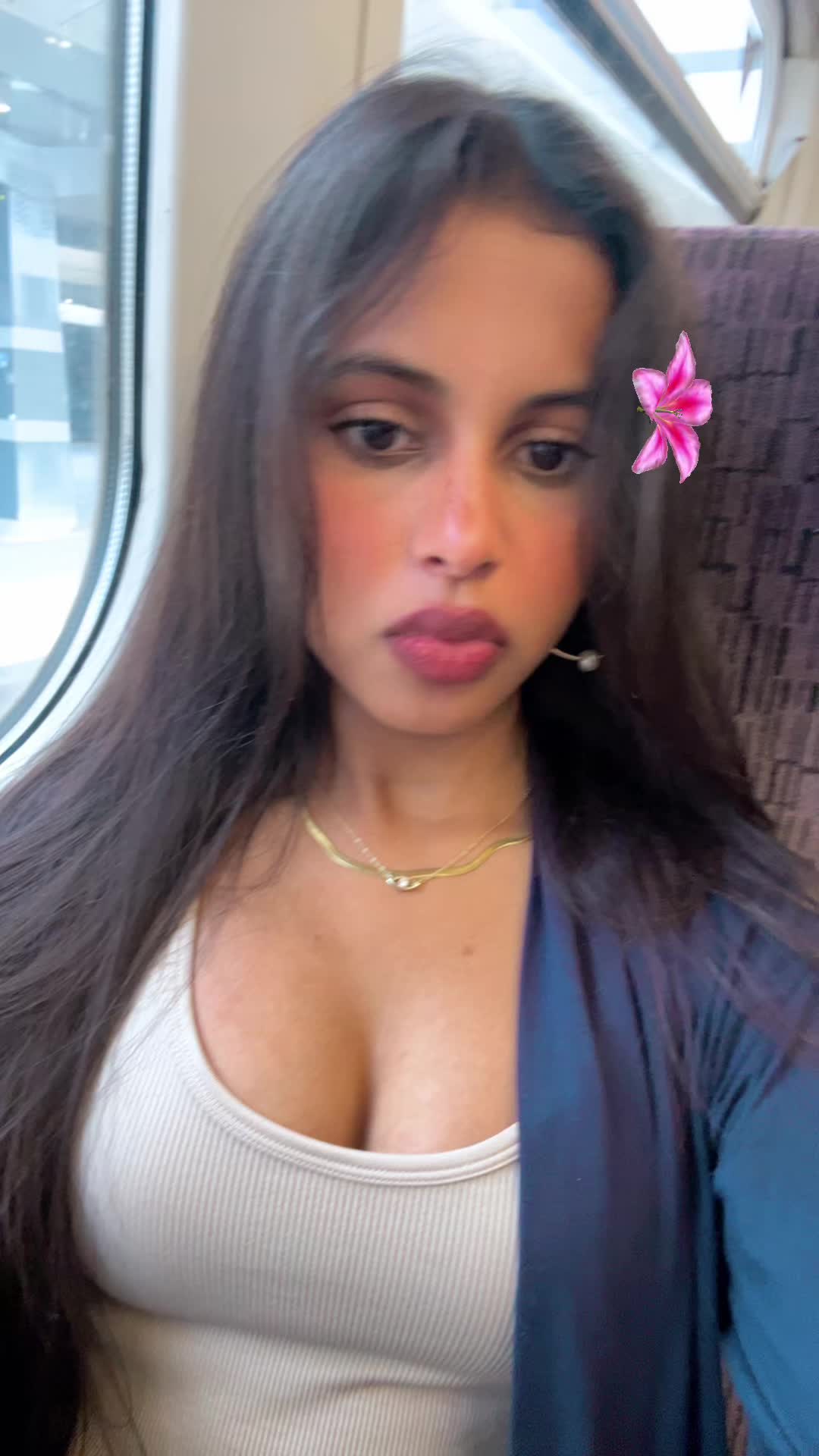 @Minu🍒