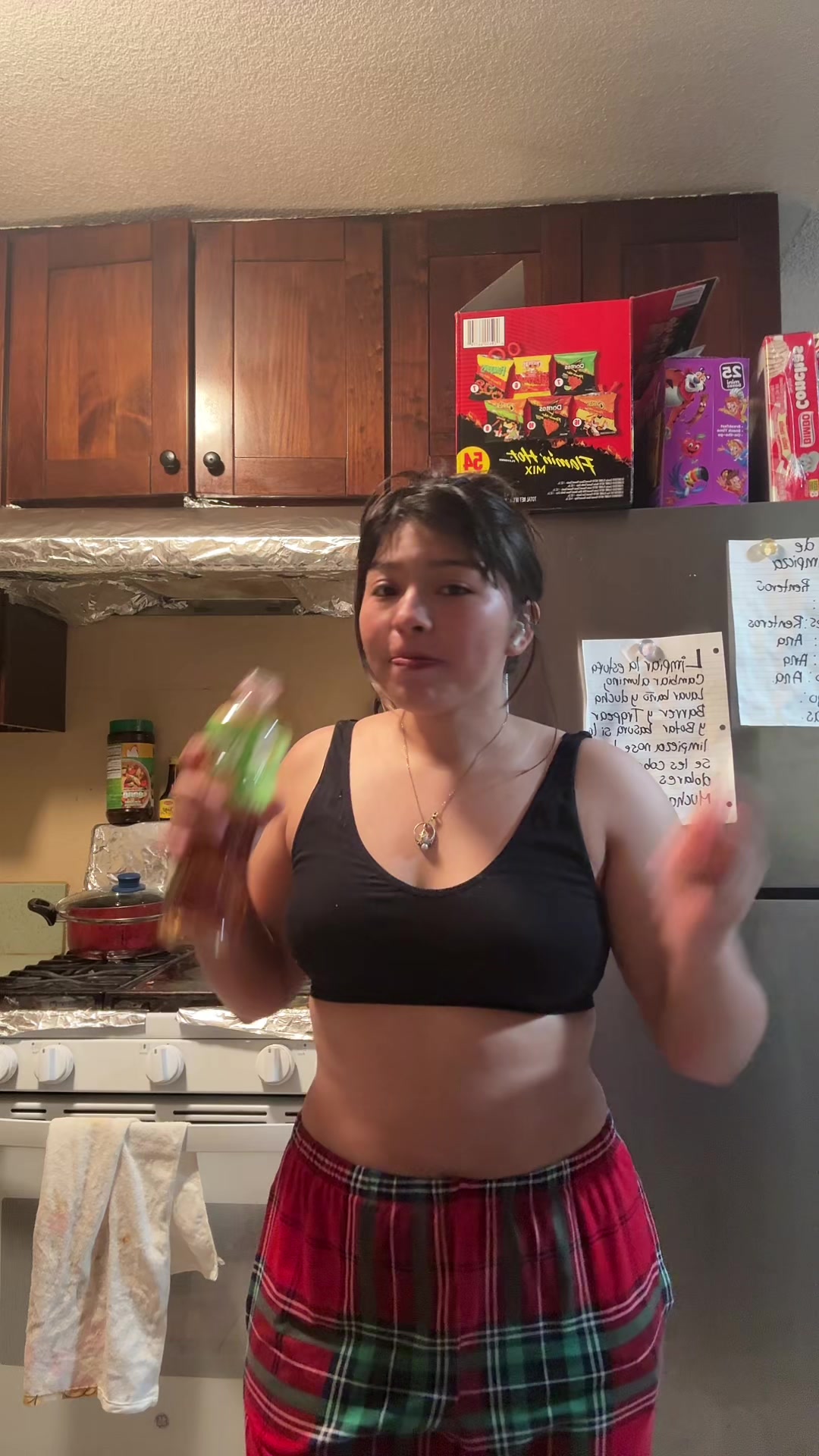 @elisapineda980