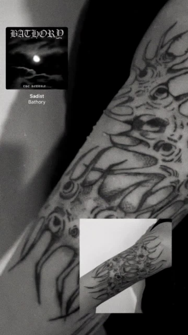 @𖤍𝕹𝖔𝖎𝖗 𝕭𝖆𝖇𝖞🕸️๋࣭ ⭑