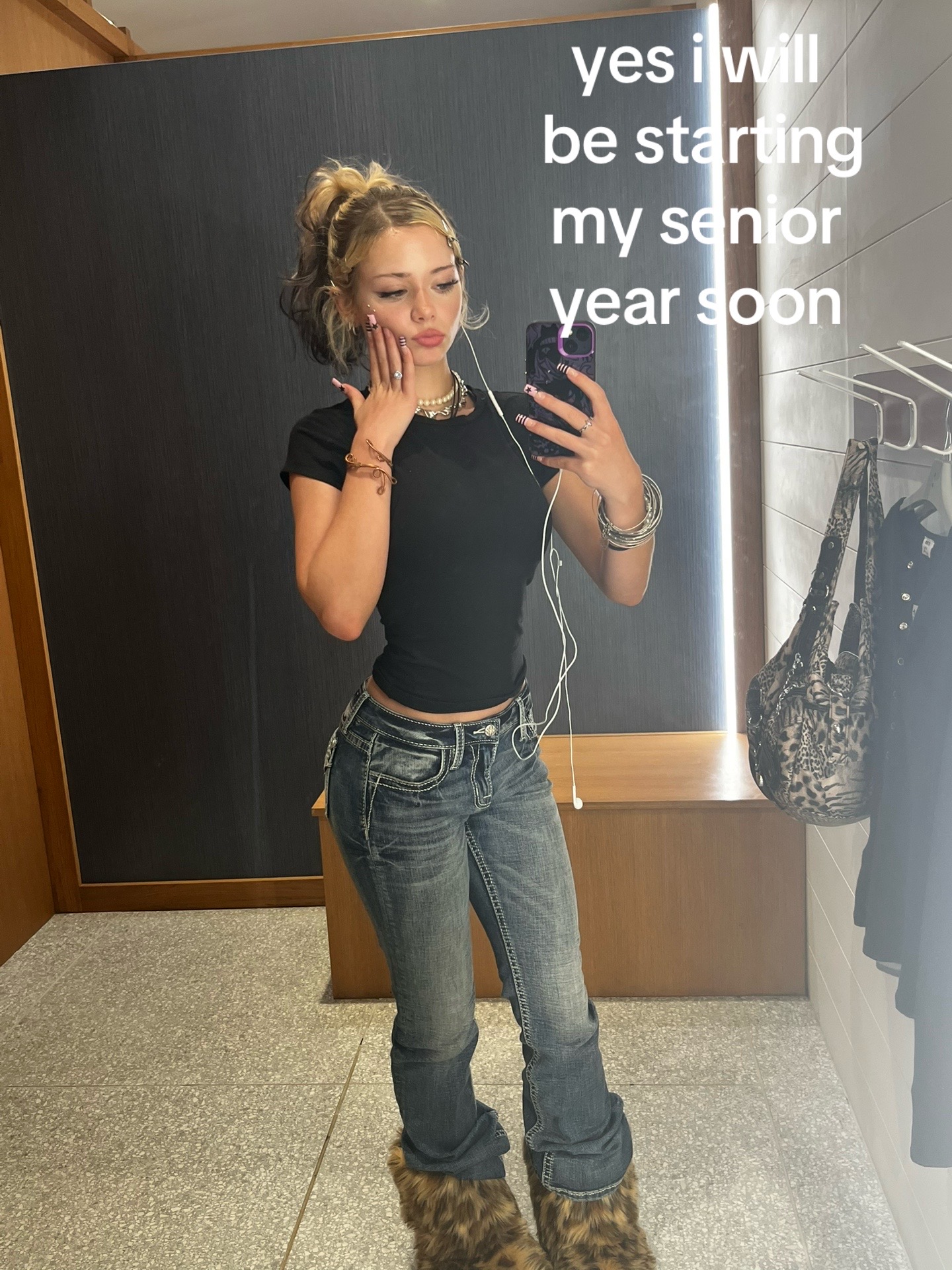 @𝔞𝔳𝔞𝔟𝔞𝔟𝔶𖣂