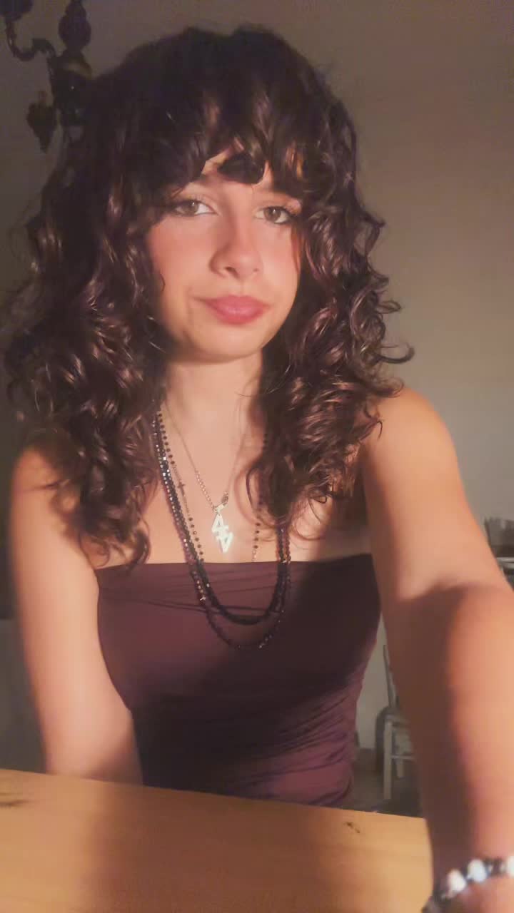 @ani🧟&zwj;♀️