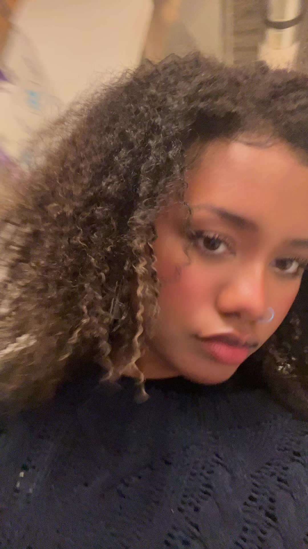 @Bella