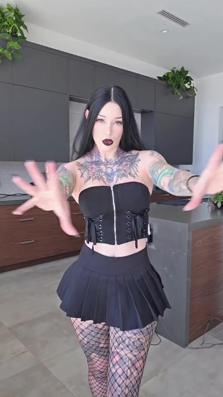 @Julia Porchat