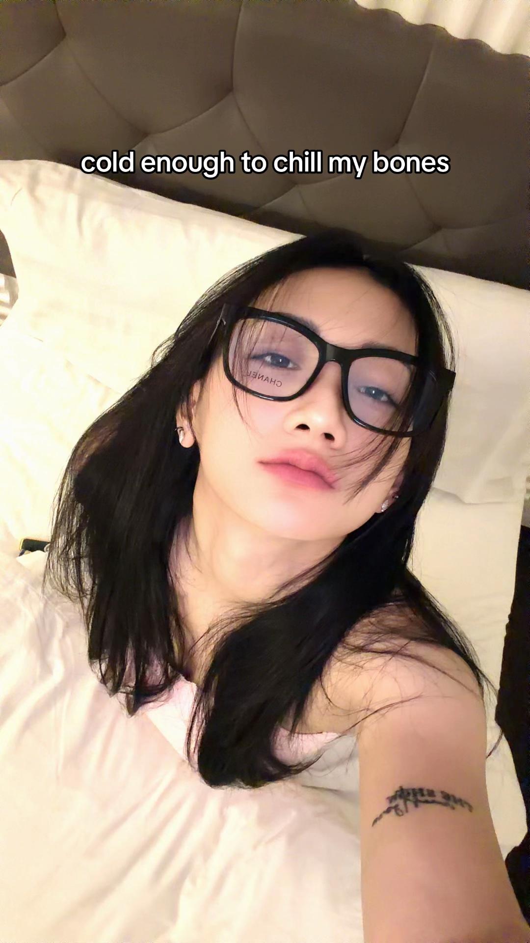 @Noniquennisa