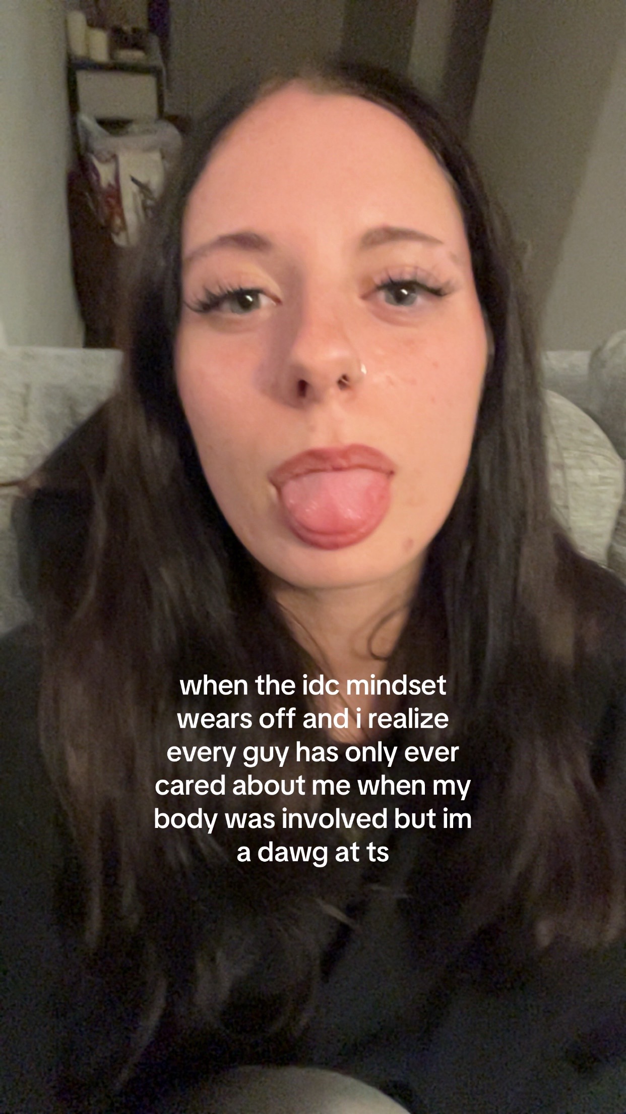 @🦢