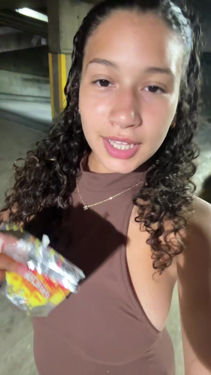@👙🏝️🌺🍸