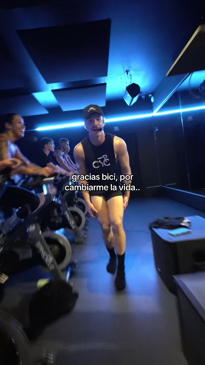 @alexxlizarrraga