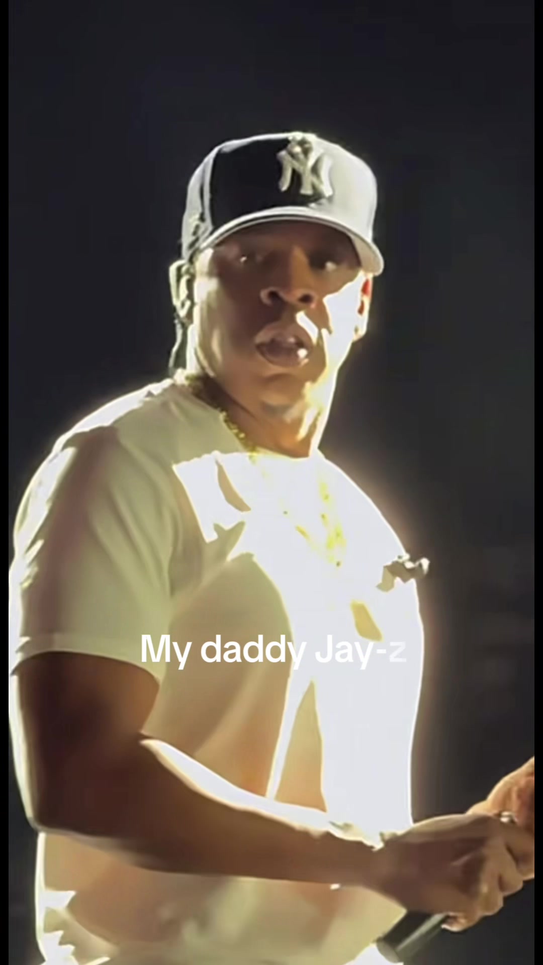 @𝐈𝐯𝐲𝐬 𝐰𝐨𝐫𝐥𝐝💎