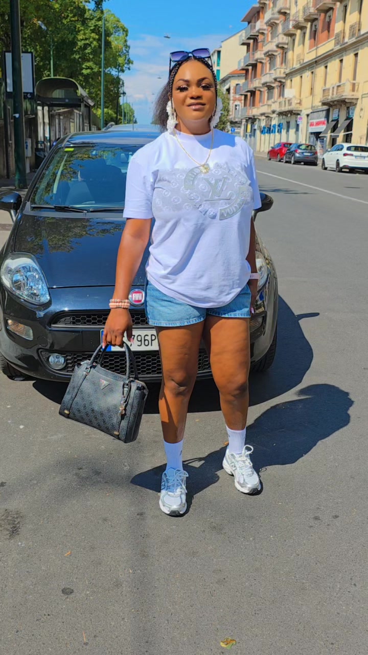 @⚡𝕆𝔽𝔽𝕀ℂ𝕀𝔸𝕃𝕐👸ℝ𝕆𝕊𝔼⚡🦅