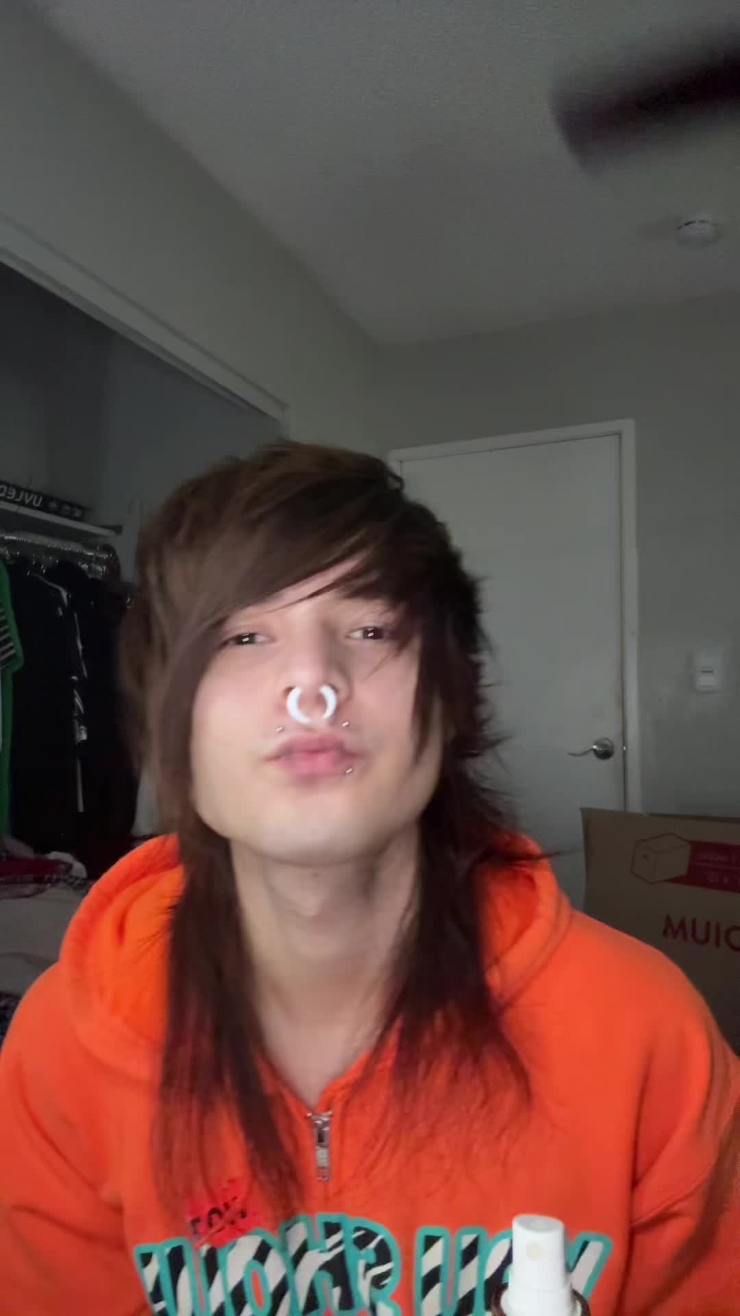 @Izaiayuuuh