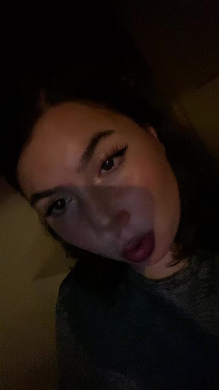 @Angelaloffredo05