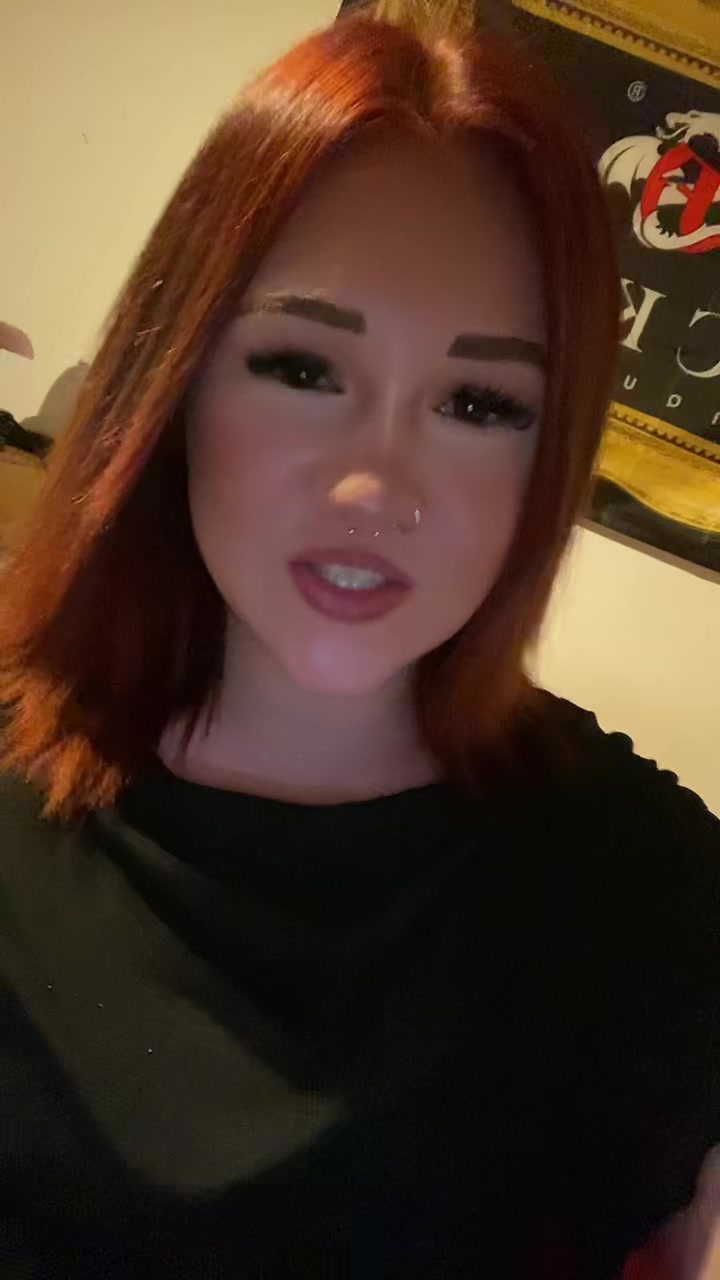 @𝖐𝖎𝖒𝖒𝖟