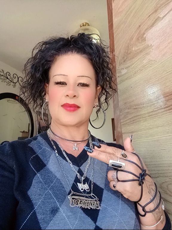 @🖤𝕷𝖆 𝖈𝖍𝖆𝖕𝖎𝖘🩶 🎭 💋