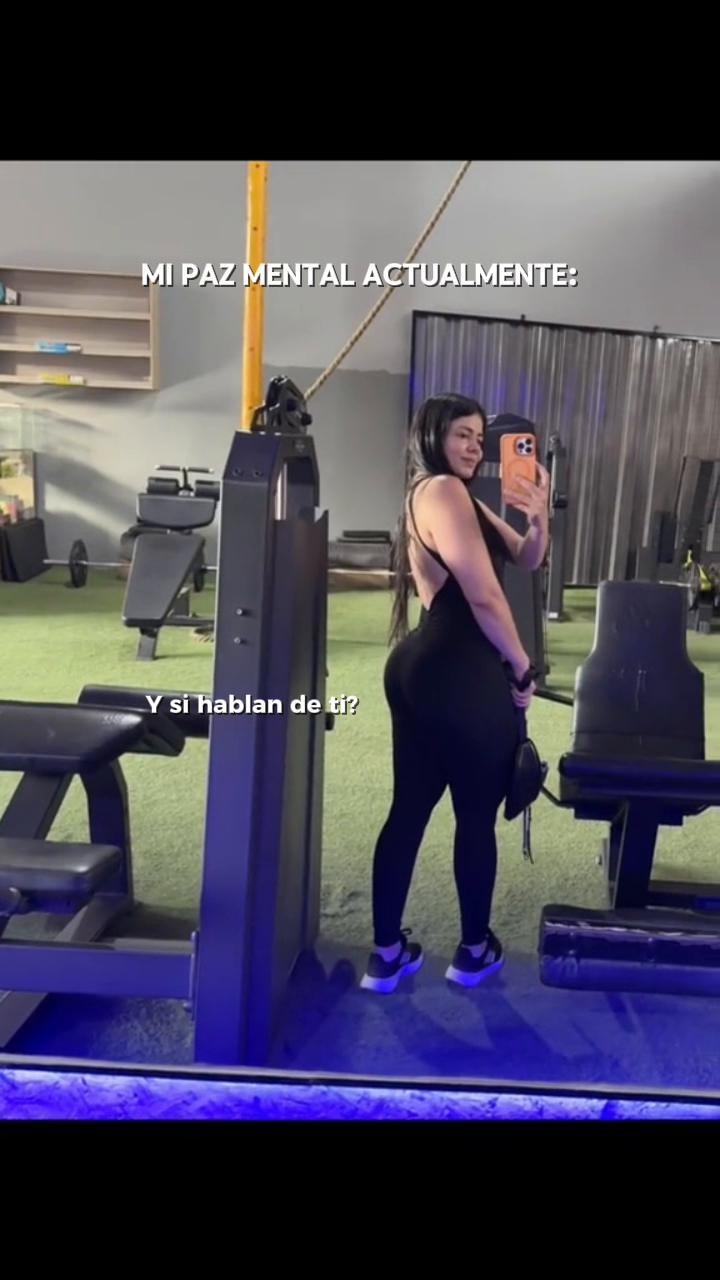 @🐷