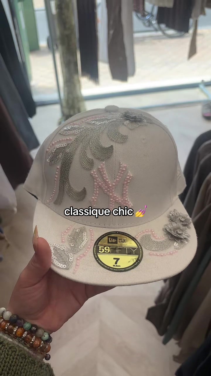 @All Eyes On Cap ☆ Custom caps