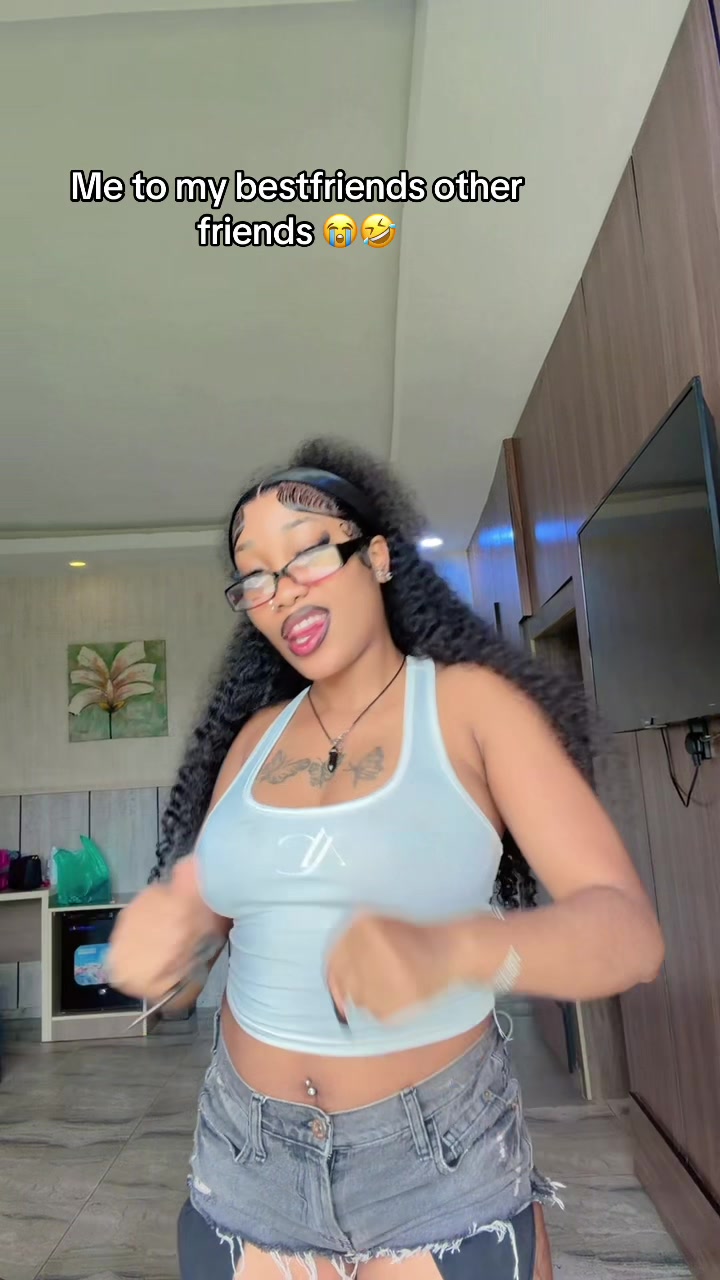 @Charmzy🦋❤️