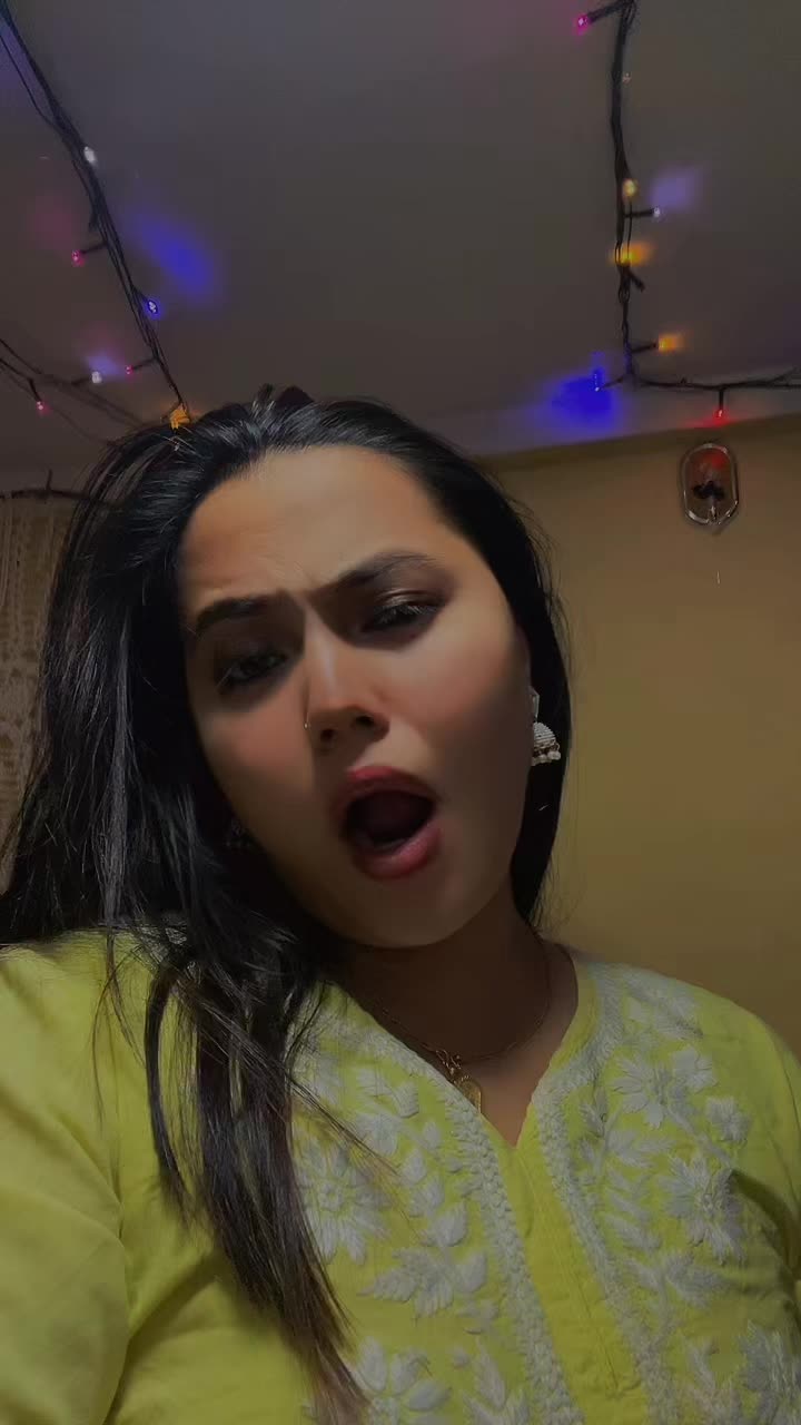 @✨a.deepti🦋💫