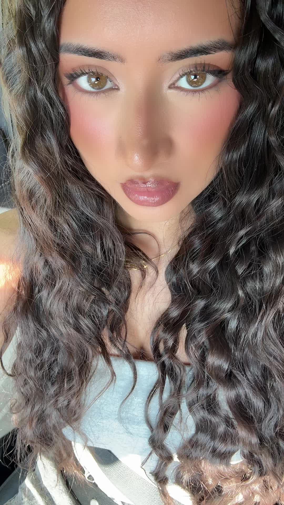 @Simran 💕