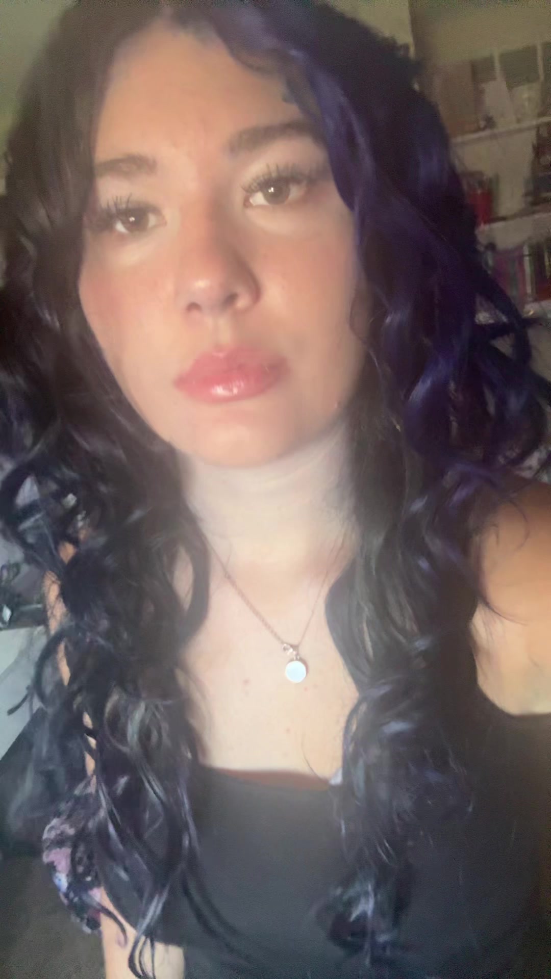 @Ella 𖣂