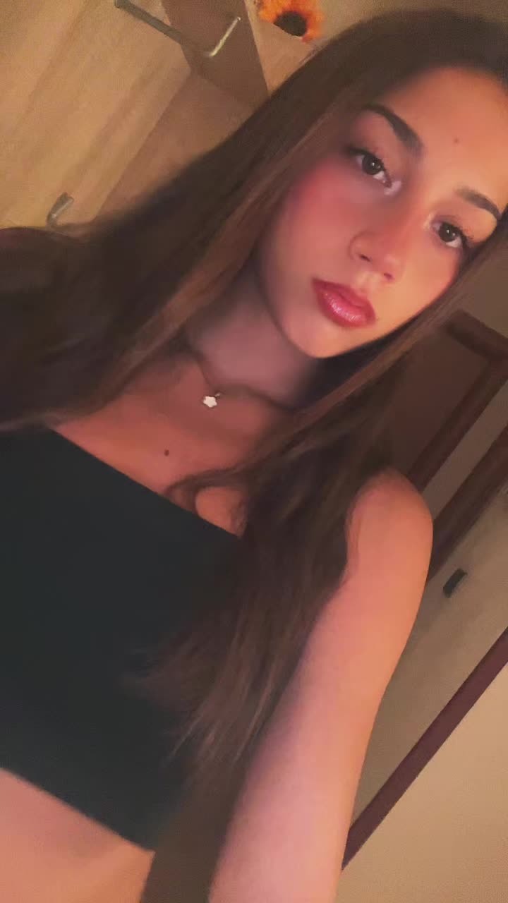 @𝑪𝒂𝒓𝒎𝒆𝒏 ☆🇮🇹