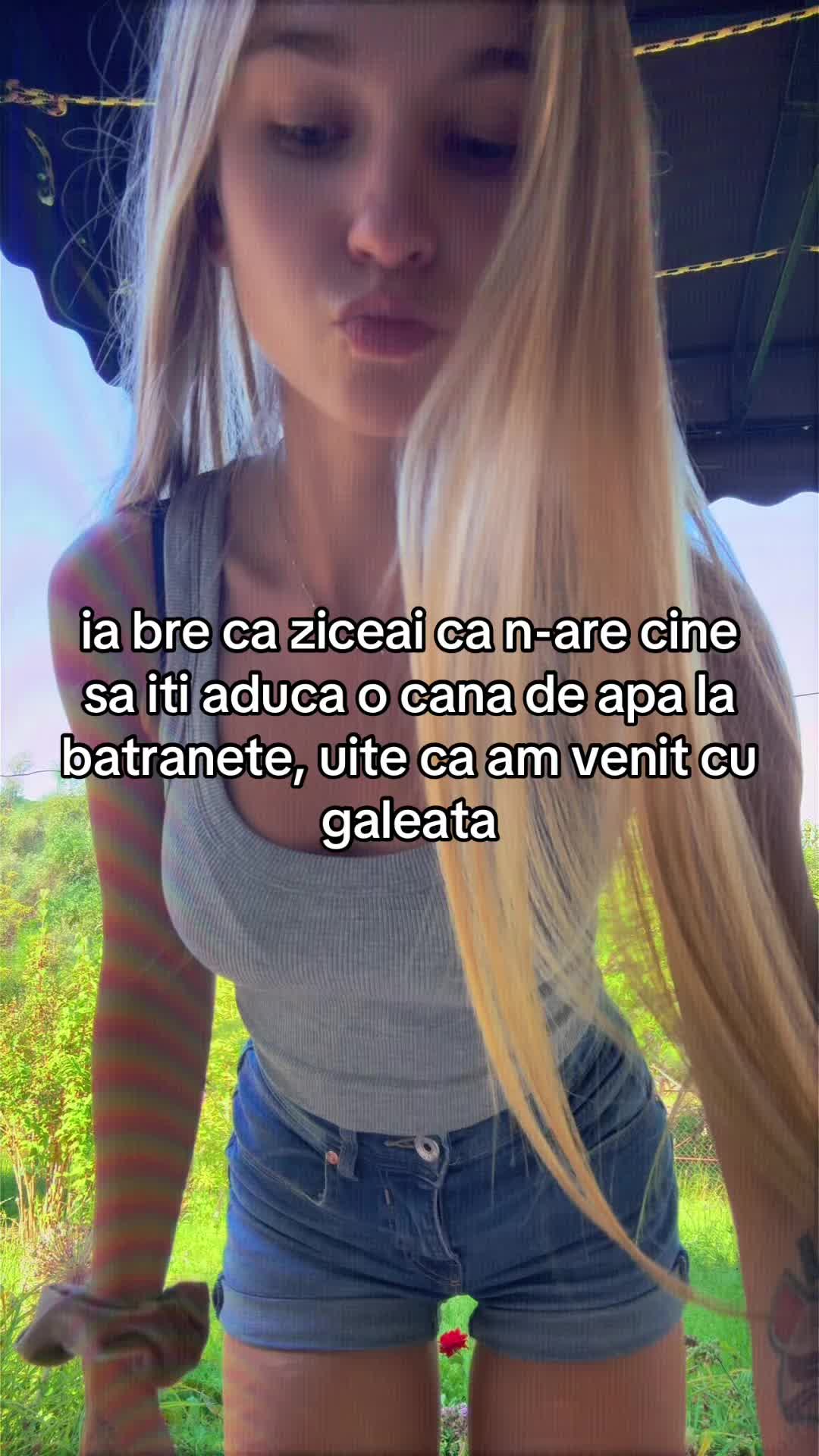 @🪭