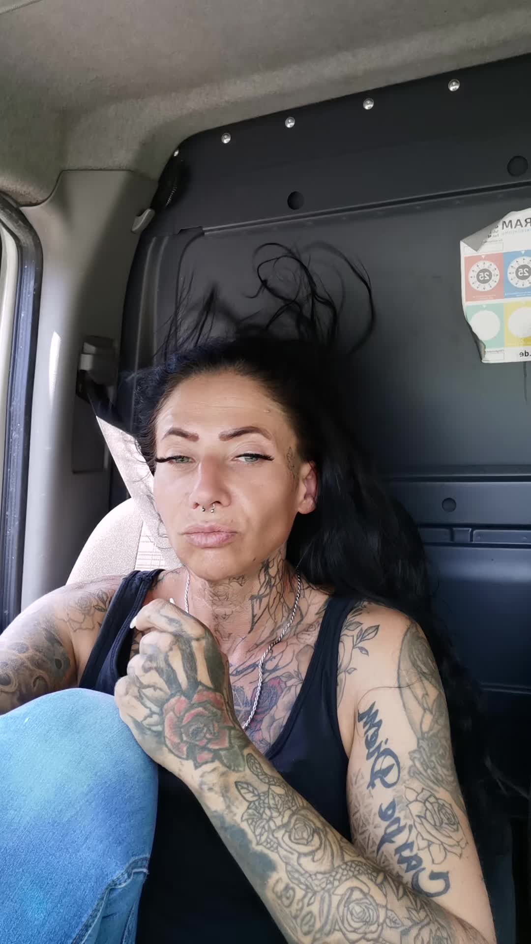 @🖤🤍DIE_EISK&Ouml;NIGIN🖤🤍