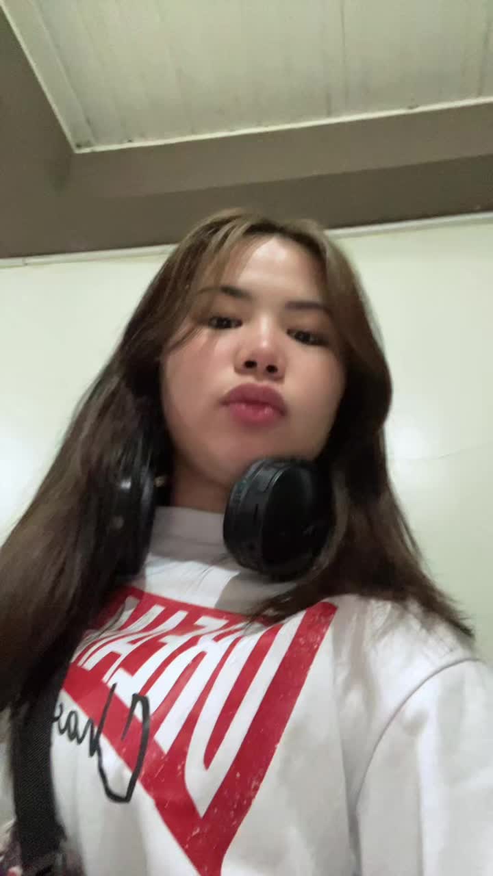 @Desireey.