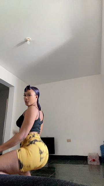@itz_yourgirl_ren_