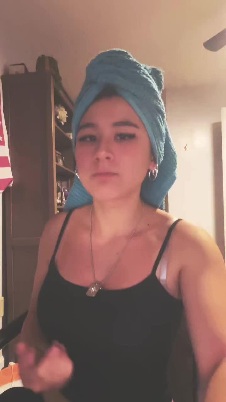 @=^.⩊.^=