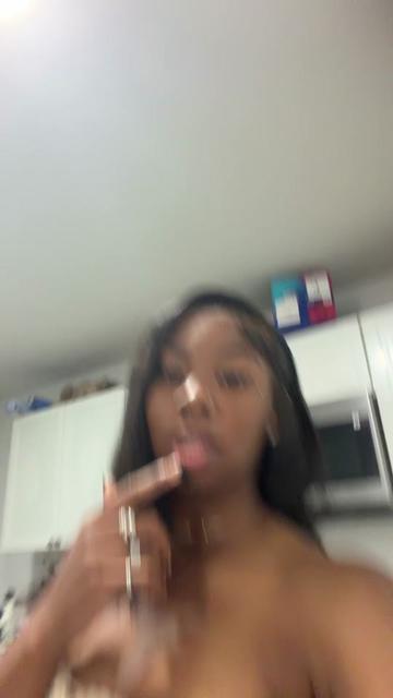 @lynn.sznnn
