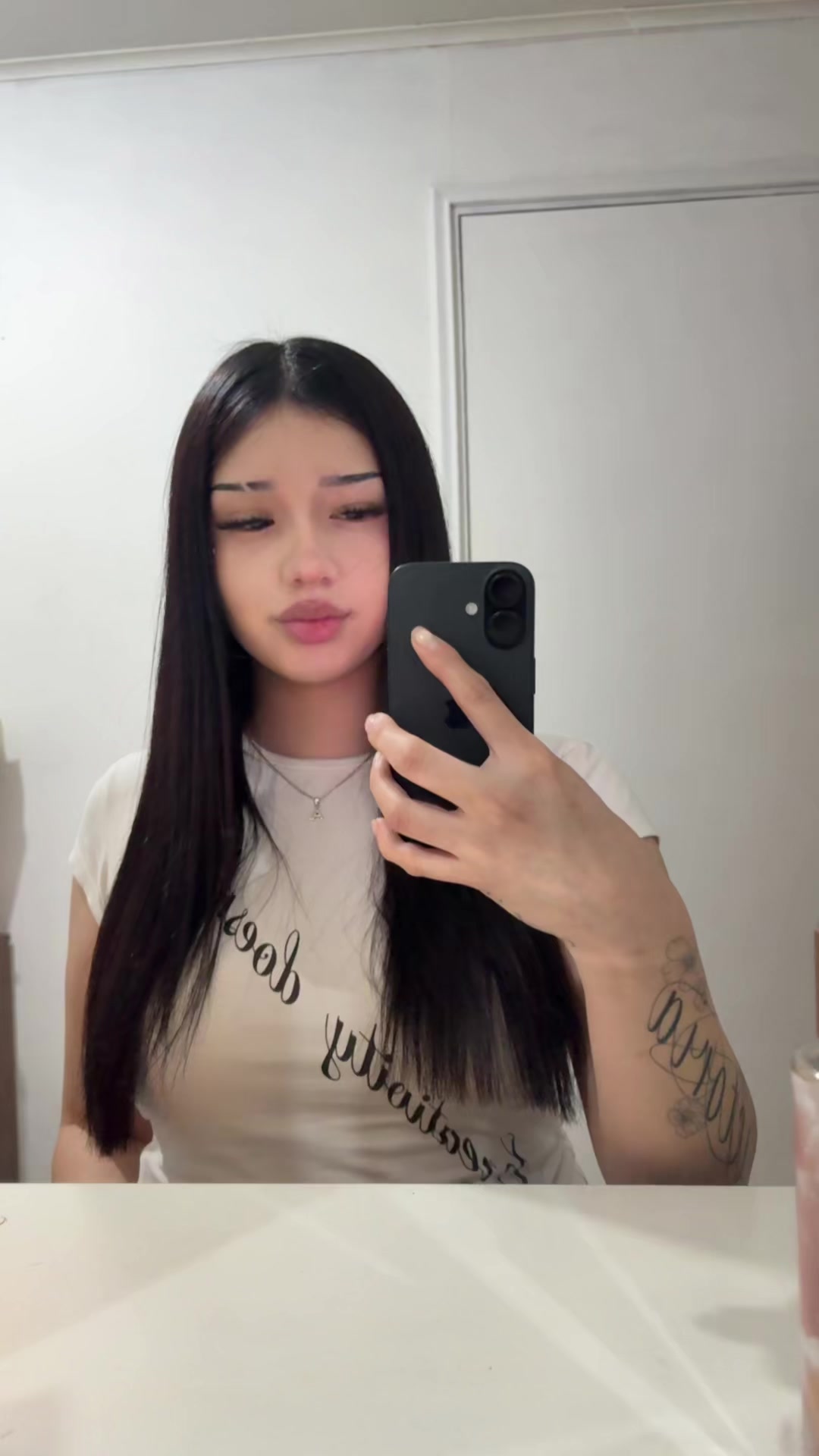 @️