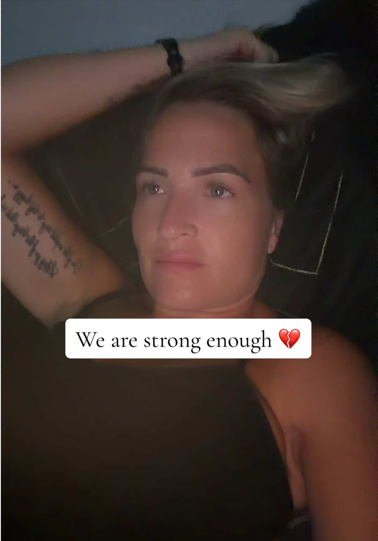 @Carly | 🎀✨👱&zwj;♀️