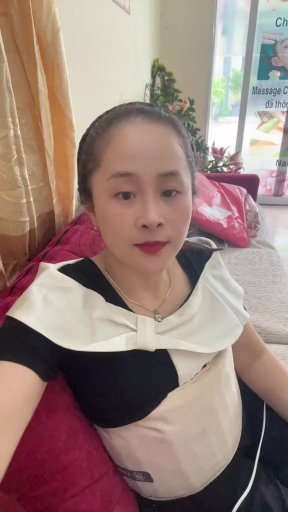 @🐐🐶 Moon (&Aacute;nh) 🐃🐉