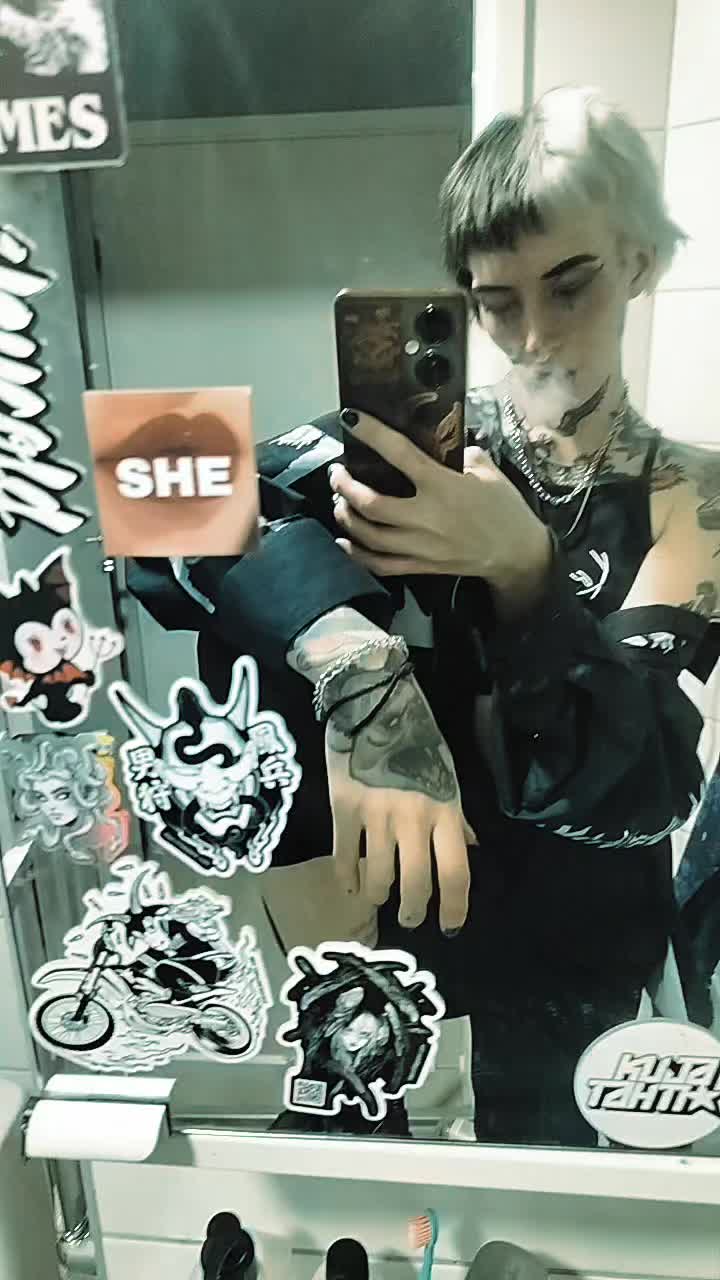 @𝕾𝖔𝖋𝖐𝖚 🐺