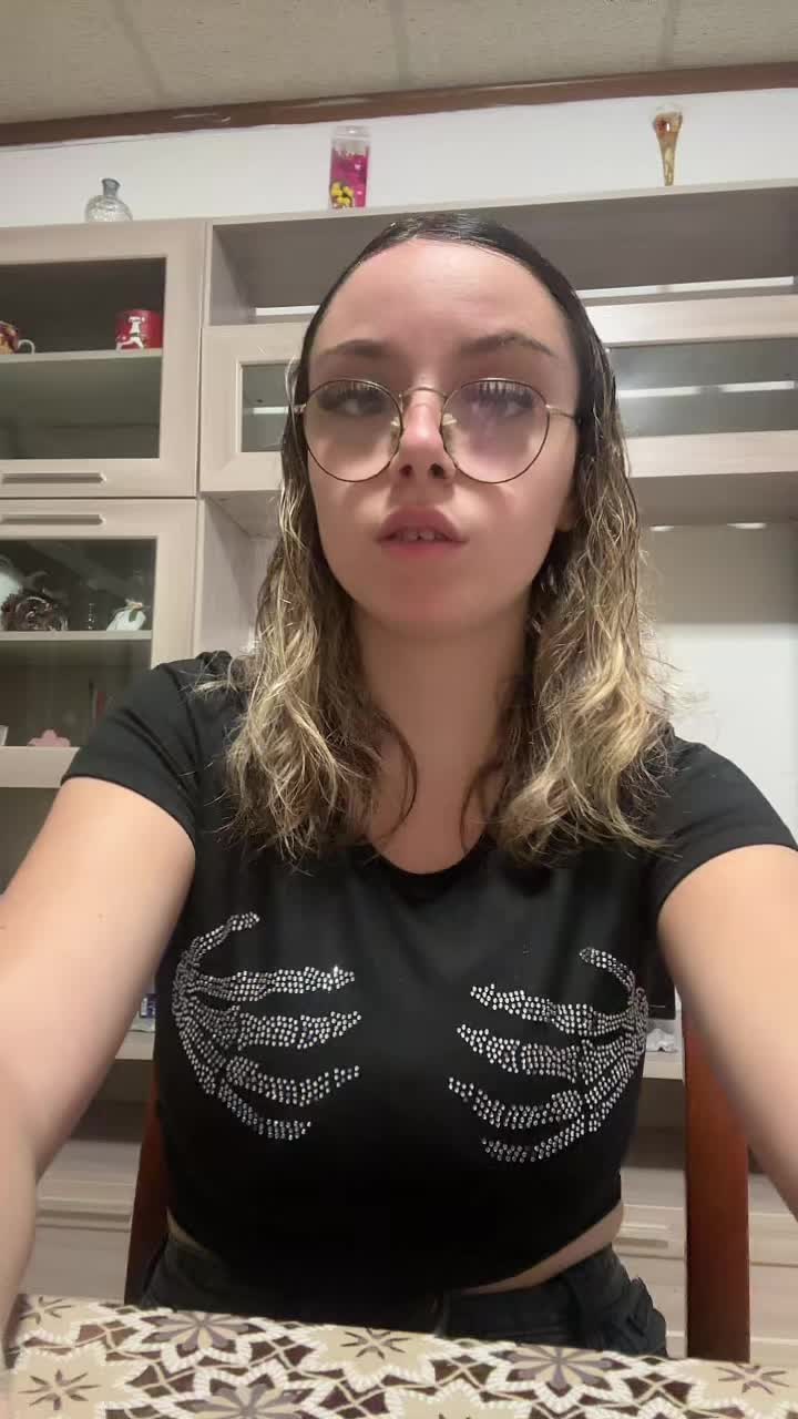 @J🦋V