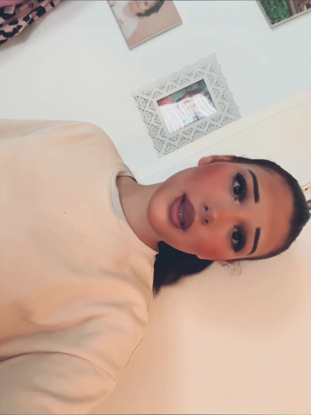 @𝙹 𝙾 𝙻 𝙸 𝙴 𝙽