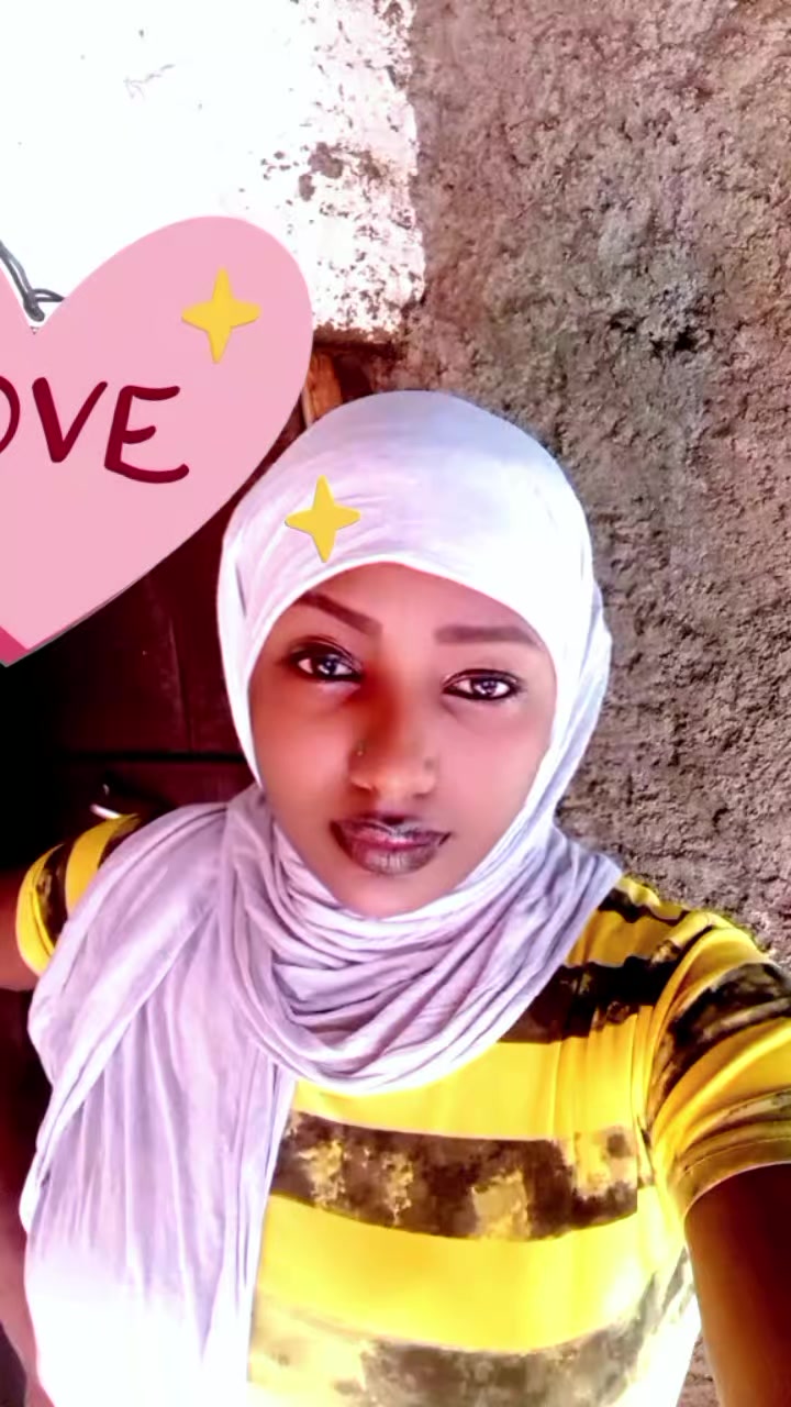 @ሪች ነኘ ፀይሟ