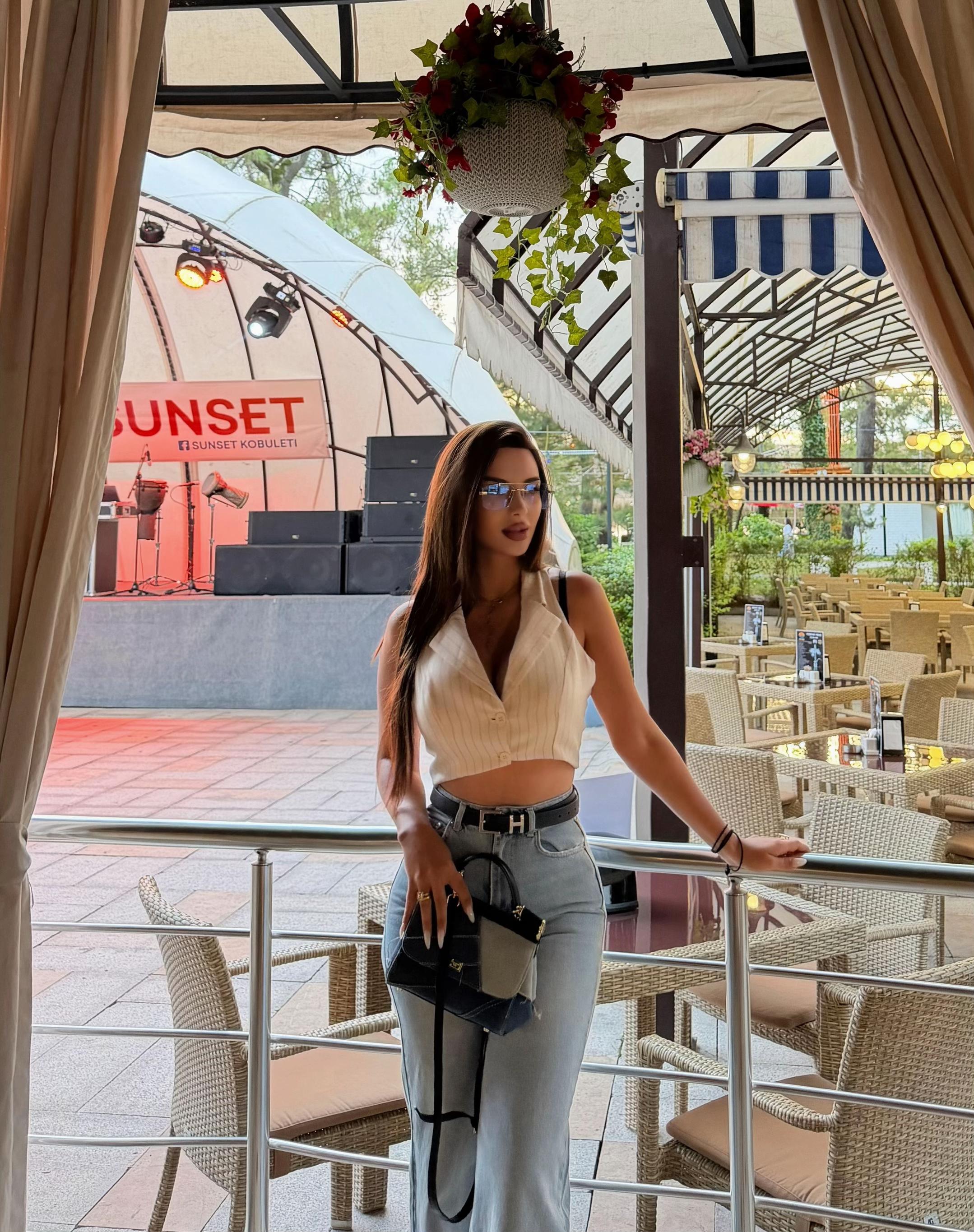 @Vika Khartchamadze💫
