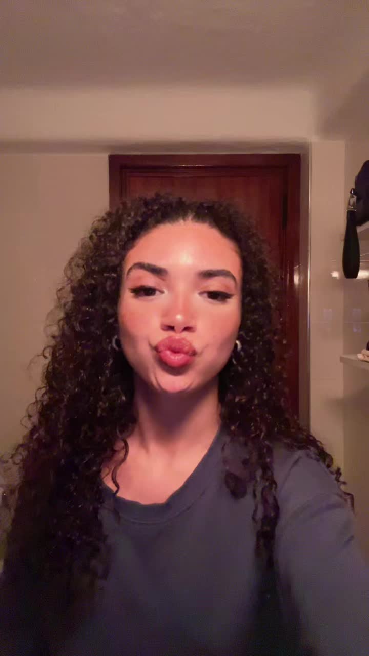 @✨