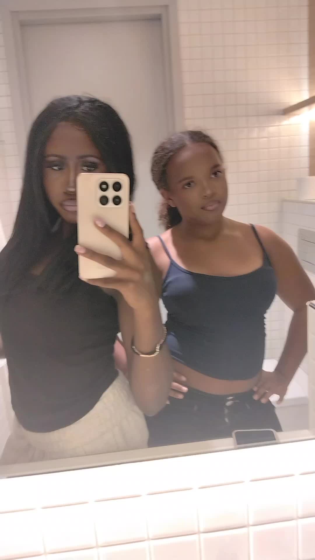 @Ellagracee 💋