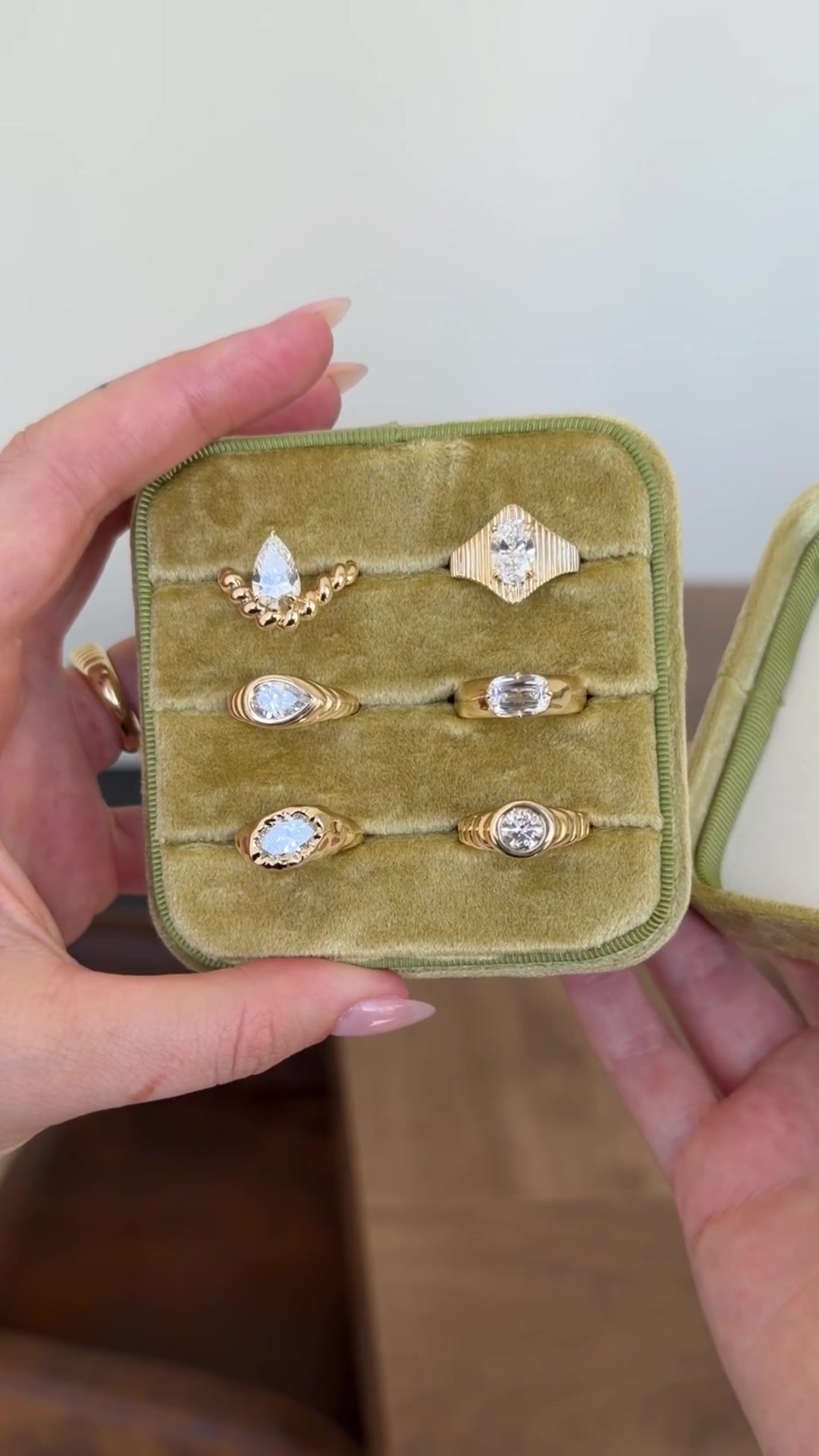 @VENVS | Engagement Rings