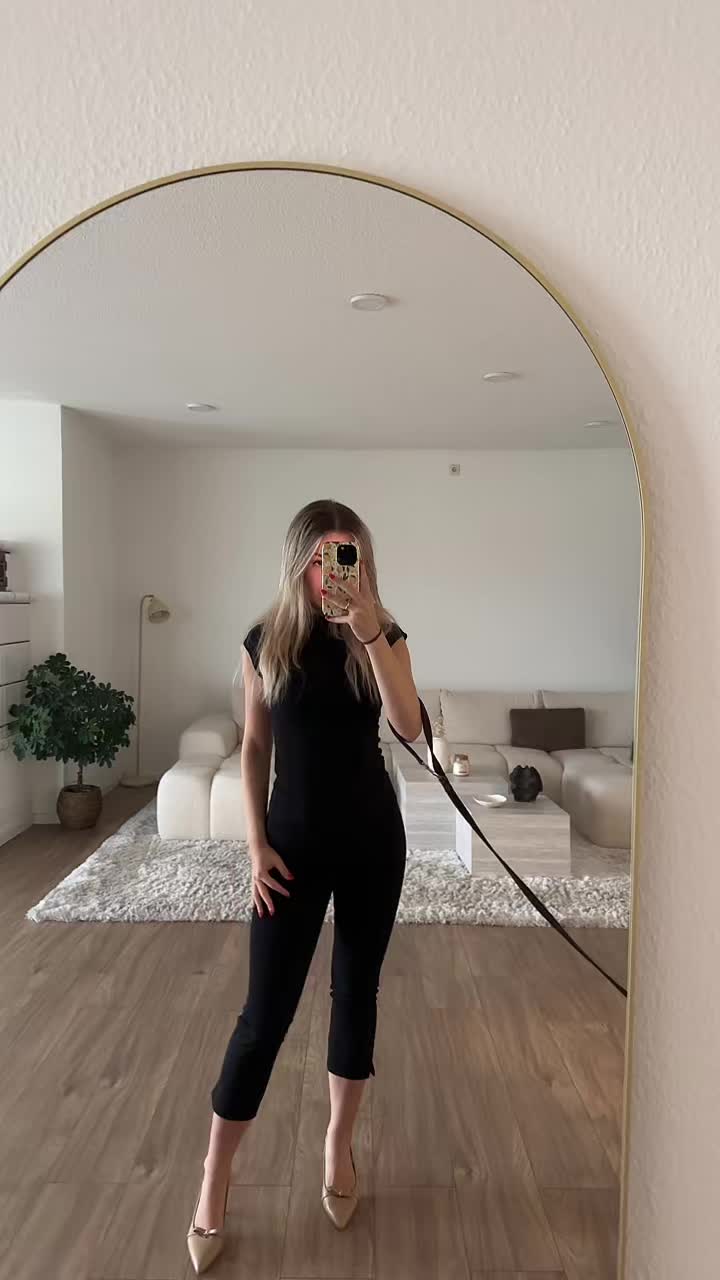 @Nicole