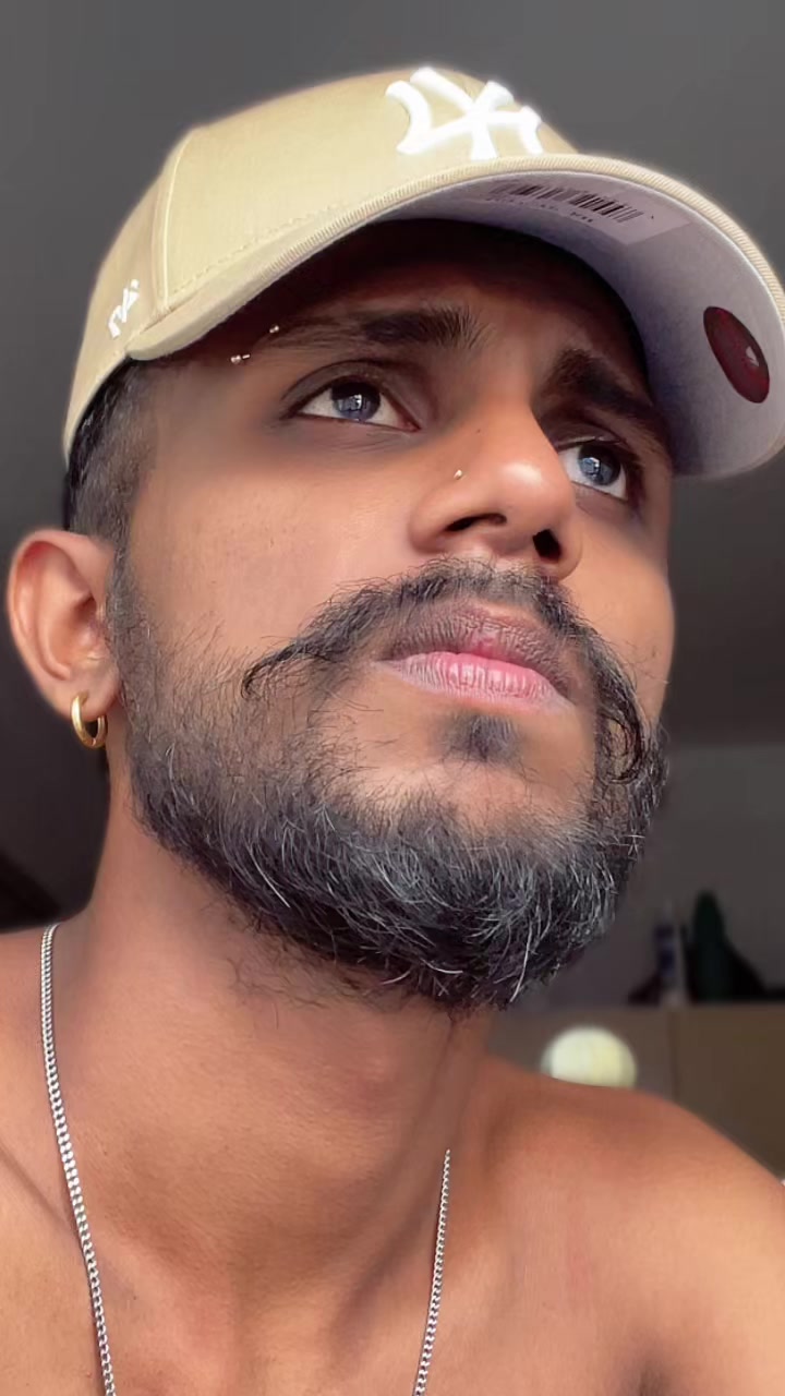 @ʜᴀsᴀʀᴀɴɢᴀ | 𝟘𝟚.𝟙𝟡 🇮🇹