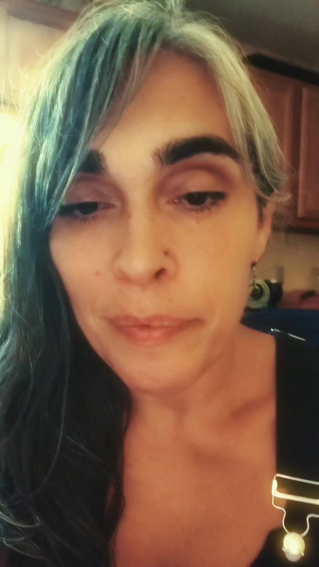 @BarefootBrownEyedGirl